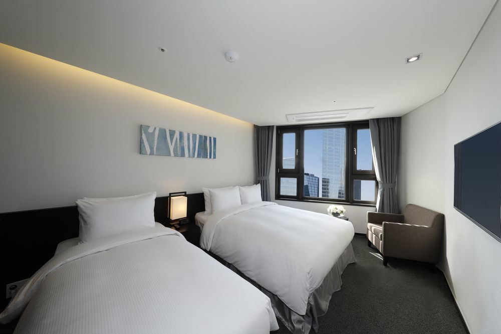 Готель Ramada Encore By Wyndham Seoul Magok Екстер'єр фото